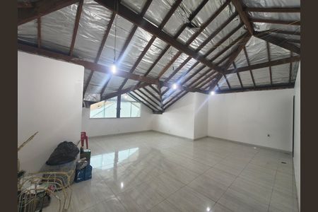 Casa de condomínio à venda com 638m², 5 quartos e 4 vagas