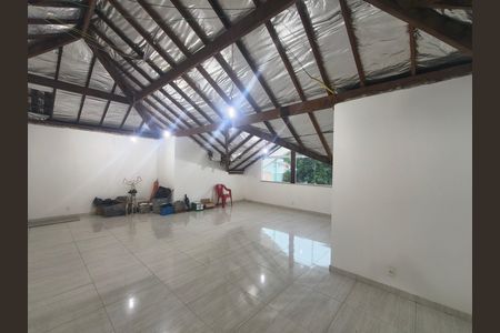 Casa de condomínio à venda com 638m², 5 quartos e 4 vagas