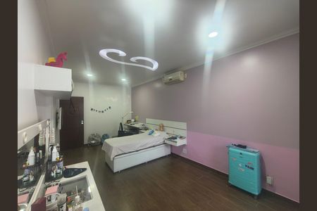 Casa de condomínio à venda com 638m², 5 quartos e 4 vagas