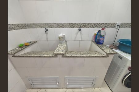Casa de condomínio à venda com 638m², 5 quartos e 4 vagas