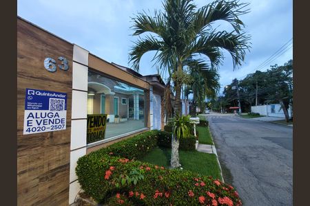 Casa de condomínio à venda com 638m², 5 quartos e 4 vagas
