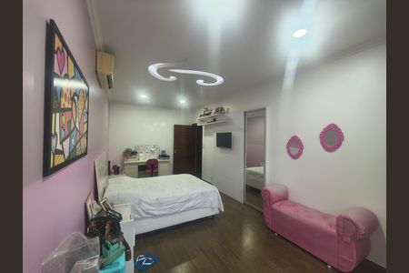 Casa de condomínio à venda com 638m², 5 quartos e 4 vagas