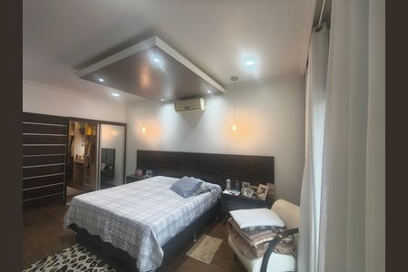 Casa de condomínio à venda com 638m², 5 quartos e 4 vagas