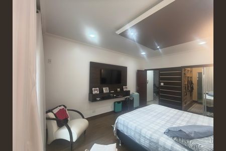 Casa de condomínio à venda com 638m², 5 quartos e 4 vagas
