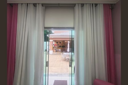 Casa de condomínio à venda com 638m², 5 quartos e 4 vagas