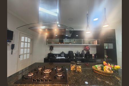 Casa de condomínio à venda com 638m², 5 quartos e 4 vagas