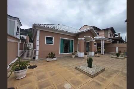 Casa de condomínio à venda com 638m², 5 quartos e 4 vagas