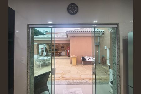 Casa de condomínio à venda com 638m², 5 quartos e 4 vagas