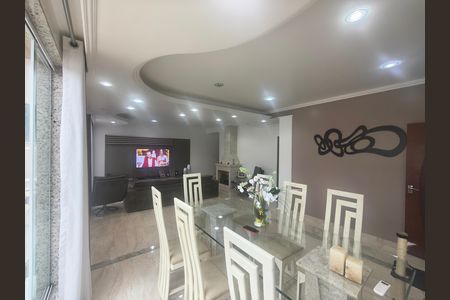 Casa de condomínio à venda com 638m², 5 quartos e 4 vagas