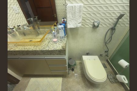 Casa de condomínio à venda com 638m², 5 quartos e 4 vagas