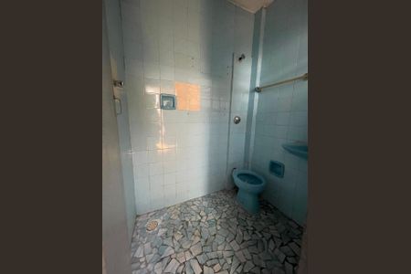 Casa à venda com 350m², 7 quartos e 2 vagas Casa à venda com 350m², 7 quartos e 2 vagasBanheiro - casa 2