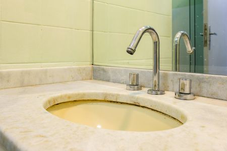 Apartamento à venda com 70m², 2 quartos e 1 vaga Apartamento à venda com 70m², 2 quartos e 1 vagaBanheiro