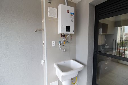 Área de Serviço de apartamento para alugar com 2 quartos, 58m² em Caxingui, São Paulo