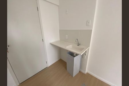 Studio à venda com 15m², 1 quarto e sem vaga Studio à venda com 15m², 1 quarto e sem vagaBanheiro