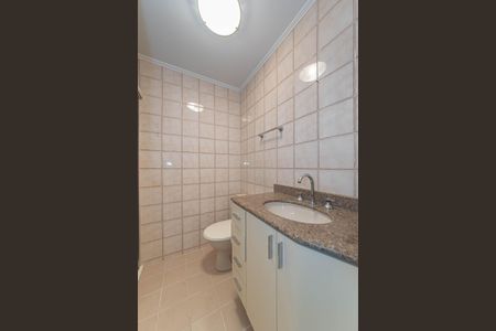Apartamento à venda com 70m², 3 quartos e 1 vaga Apartamento à venda com 70m², 3 quartos e 1 vagaBanheiro
