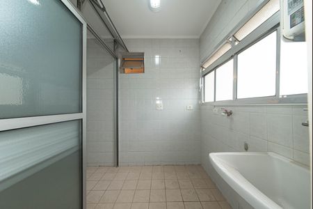 Apartamento à venda com 70m², 3 quartos e 1 vaga Apartamento à venda com 70m², 3 quartos e 1 vagaLavanderia