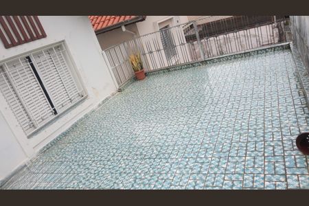 Casa à venda com 160m², 2 quartos e 2 vagas Casa à venda com 160m², 2 quartos e 2 vagasÁrea externa