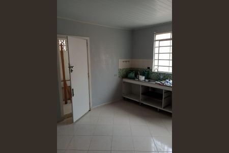 Casa à venda com 160m², 2 quartos e 2 vagas Casa à venda com 160m², 2 quartos e 2 vagasCozinha