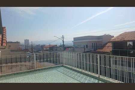 Casa à venda com 160m², 2 quartos e 2 vagas Casa à venda com 160m², 2 quartos e 2 vagasÁrea externa