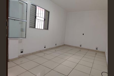 Sala de casa à venda com 2 quartos, 331m² em Jardim Roberto, Osasco