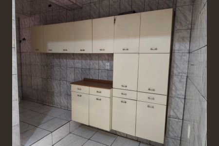 Casa à venda com 331m², 2 quartos e 3 vagasCozinha