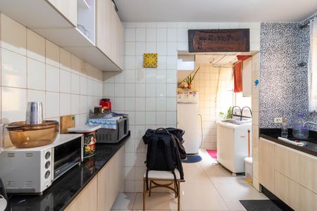 Apartamento para alugar com 90m², 4 quartos e 2 vagas Apartamento para alugar com 90m², 4 quartos e 2 vagasCozinha