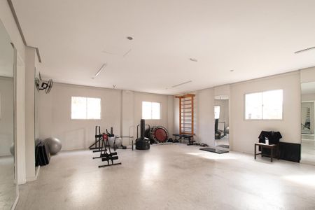 Apartamento para alugar com 121m², 3 quartos e 1 vaga Apartamento para alugar com 121m², 3 quartos e 1 vagaÁrea comum - Academia