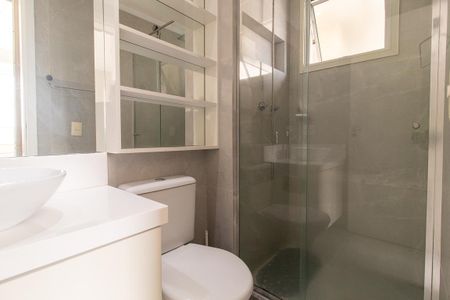 Apartamento para alugar com 121m², 3 quartos e 1 vaga Apartamento para alugar com 121m², 3 quartos e 1 vagaBanheiro da Suíte