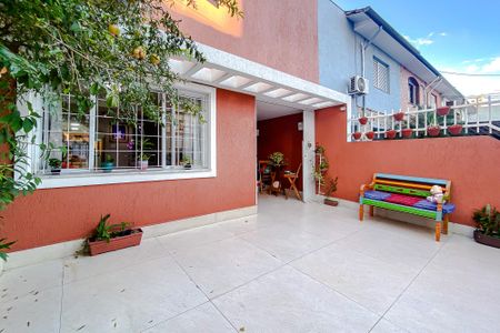 Casa à venda com 184m², 2 quartos e 2 vagasGaragem
