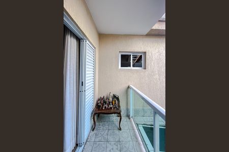 Casa à venda com 184m², 2 quartos e 2 vagasVaranda da Suíte 1