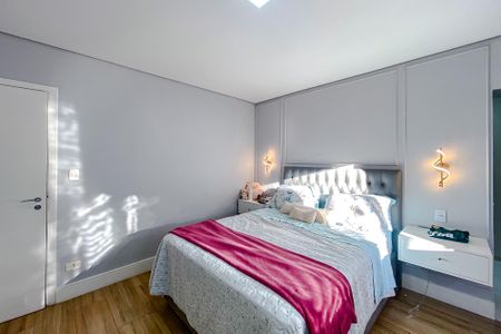 Casa à venda com 184m², 2 quartos e 2 vagasQuarto 2 - Suíte