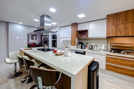 Casa à venda com 184m², 2 quartos e 2 vagasCozinha