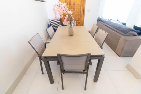 Casa para alugar com 190m², 2 quartos e 2 vagasSala