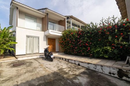 Casa para alugar com 190m², 2 quartos e 2 vagasÁrea externa