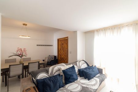 Sala de casa para alugar com 2 quartos, 190m² em Campo Grande, Rio de Janeiro