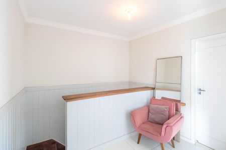 Casa para alugar com 190m², 2 quartos e 2 vagasHall social