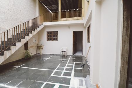 Casa para alugar com 279m², 3 quartos e 1 vaga Casa para alugar com 279m², 3 quartos e 1 vagaQuintal