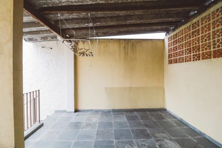 Casa para alugar com 279m², 3 quartos e 1 vaga Casa para alugar com 279m², 3 quartos e 1 vagaÁrea de Serviço