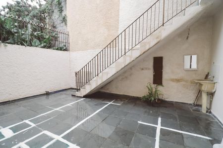 Casa para alugar com 279m², 3 quartos e 1 vaga Casa para alugar com 279m², 3 quartos e 1 vagaQuintal