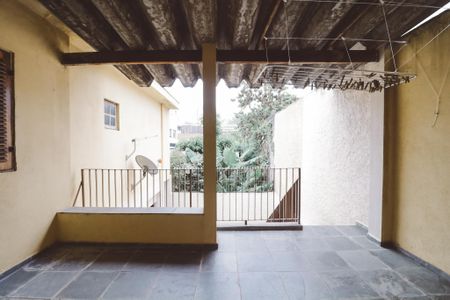 Casa para alugar com 279m², 3 quartos e 1 vaga Casa para alugar com 279m², 3 quartos e 1 vagaÁrea de Serviço