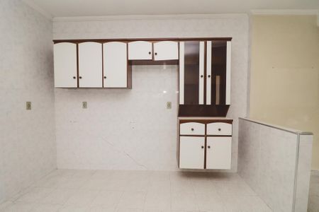 Casa para alugar com 279m², 3 quartos e 1 vaga Casa para alugar com 279m², 3 quartos e 1 vagaCozinha