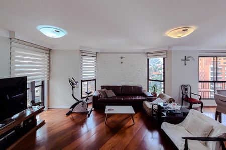 Apartamento à venda com 180m², 4 quartos e 3 vagas Apartamento à venda com 180m², 4 quartos e 3 vagasSala