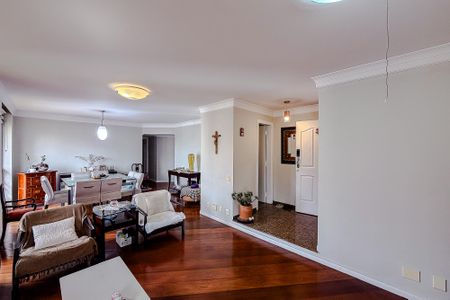 Apartamento à venda com 180m², 4 quartos e 3 vagas Apartamento à venda com 180m², 4 quartos e 3 vagasSala