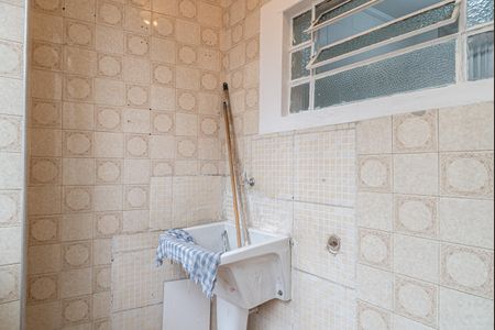 Apartamento à venda com 64m², 2 quartos e sem vaga Apartamento à venda com 64m², 2 quartos e sem vagaÁrea de Serviço