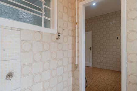 Apartamento à venda com 64m², 2 quartos e sem vaga Apartamento à venda com 64m², 2 quartos e sem vagaÁrea de Serviço