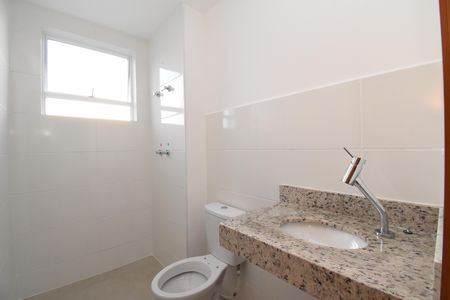Apartamento para alugar com 48m², 2 quartos e 1 vagaBanheiro 2