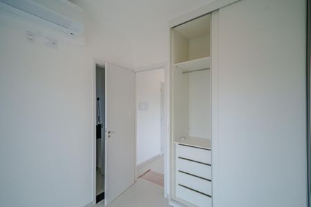 Quarto  de kitnet/studio para alugar com 1 quarto, 29m² em Vila Sonia, São Paulo