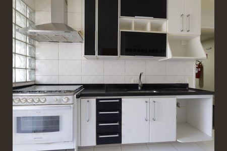 Apartamento à venda com 102m², 2 quartos e 1 vagaCozinha