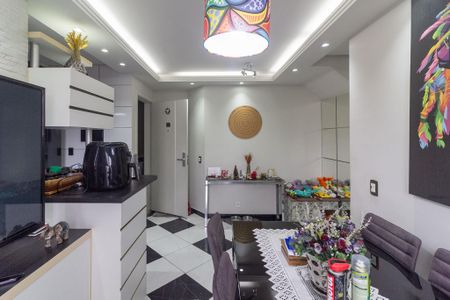 Apartamento à venda com 96m², 2 quartos e 1 vaga Apartamento à venda com 96m², 2 quartos e 1 vagaSala de Estar