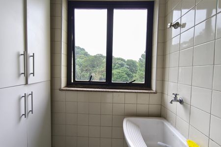 Apartamento para alugar com 101m², 2 quartos e 1 vaga Apartamento para alugar com 101m², 2 quartos e 1 vagaÁrea de Serviço